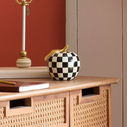 CC APPLE DECOR