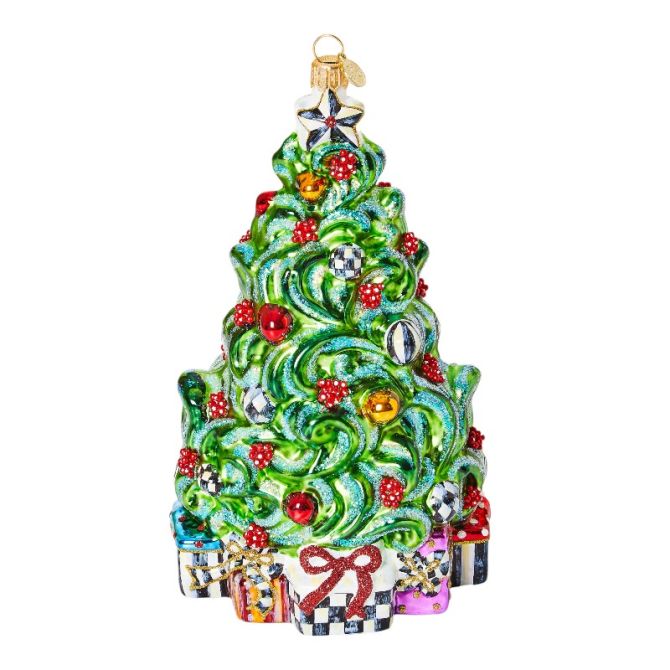 CLASSIC COURTLY CHRISTMAS TREE