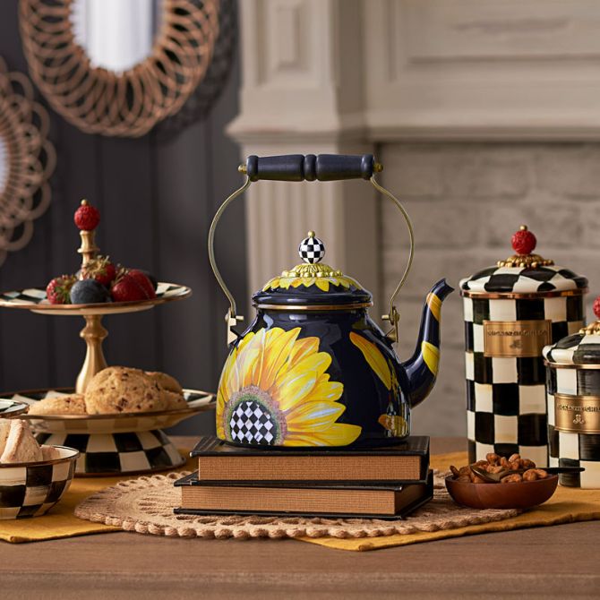 SUNFLOWER 2 QT TEA KETTLE