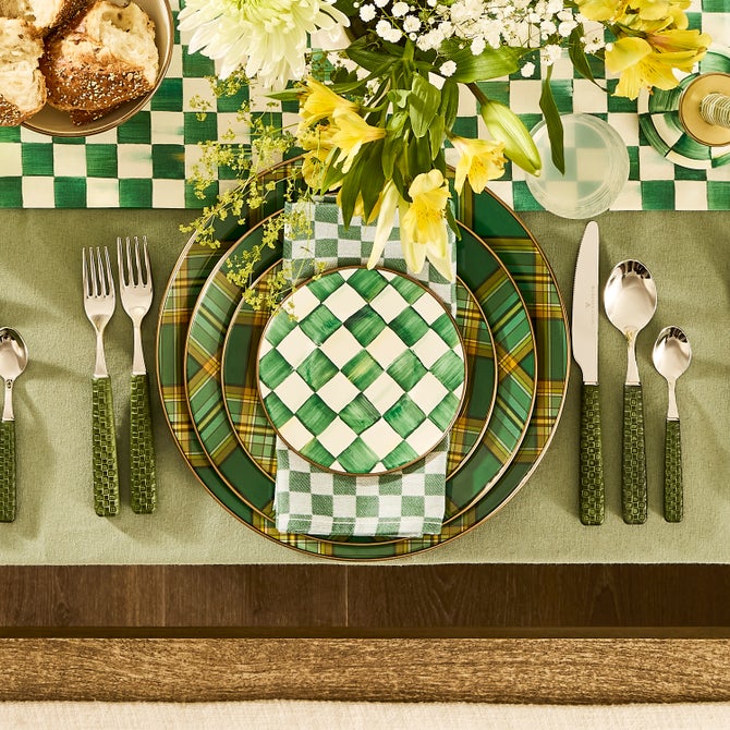 TARTAN GREEN CHARGER PLATE