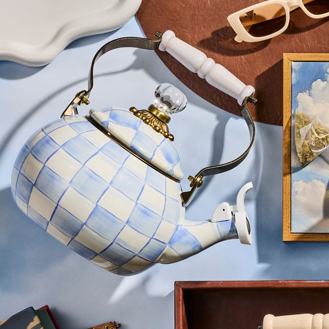 SKYC WHISTLING TEA KETTLE