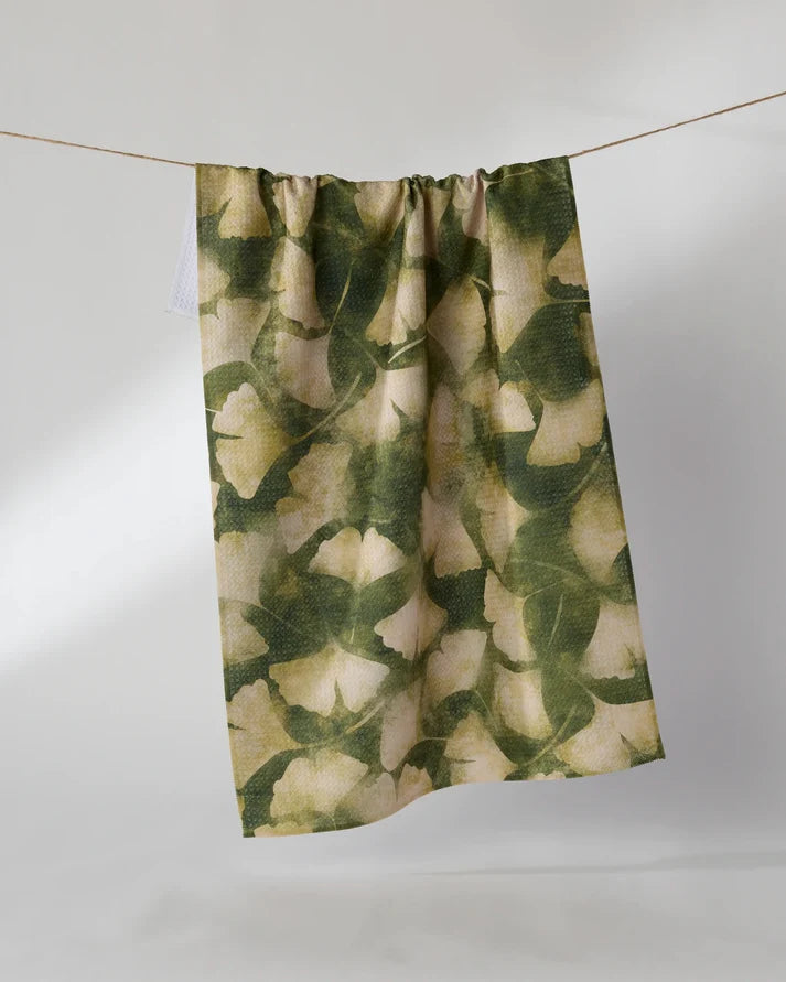 GILDED GINKGO TEA TOWEL
