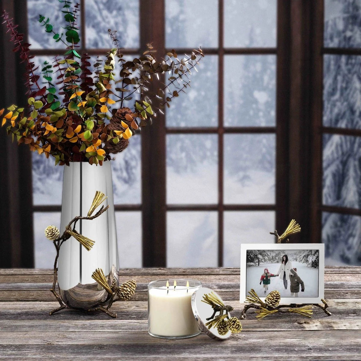 PINECONE CANDLE